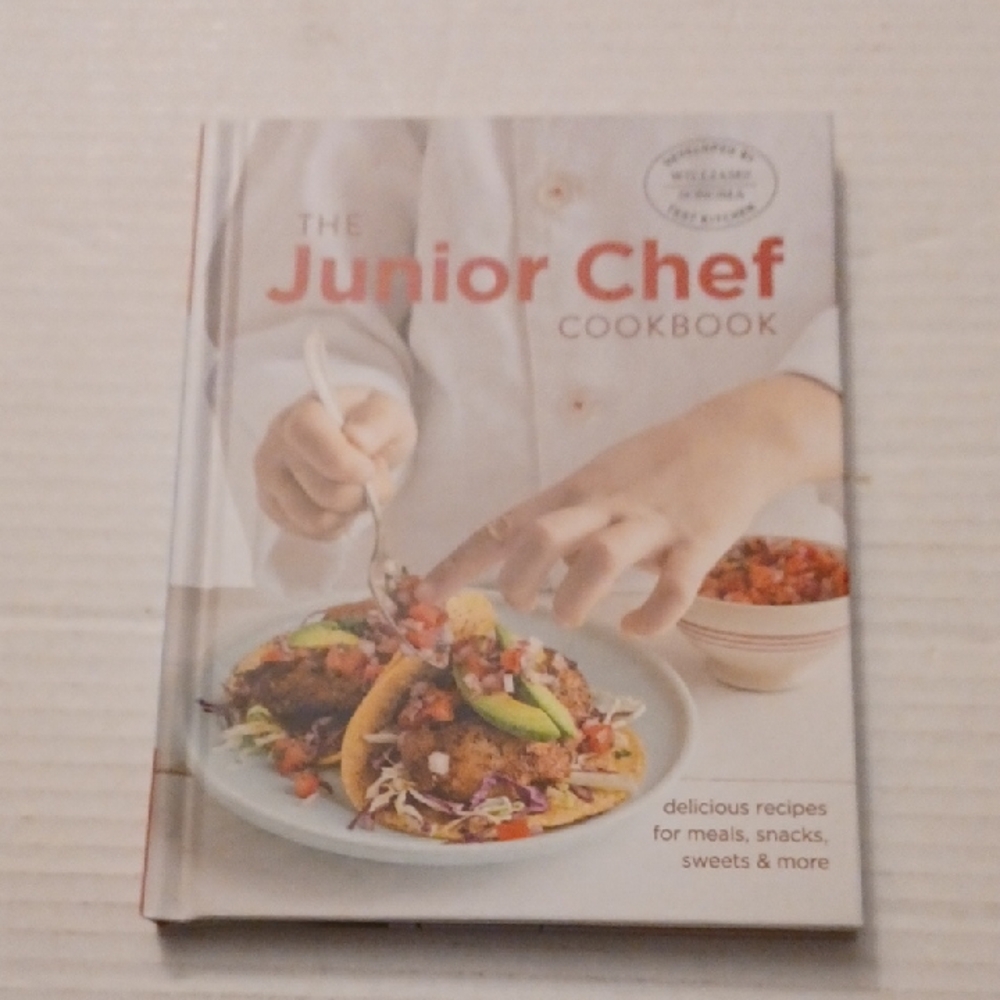 4/$40 The Junior Chef Cookbook